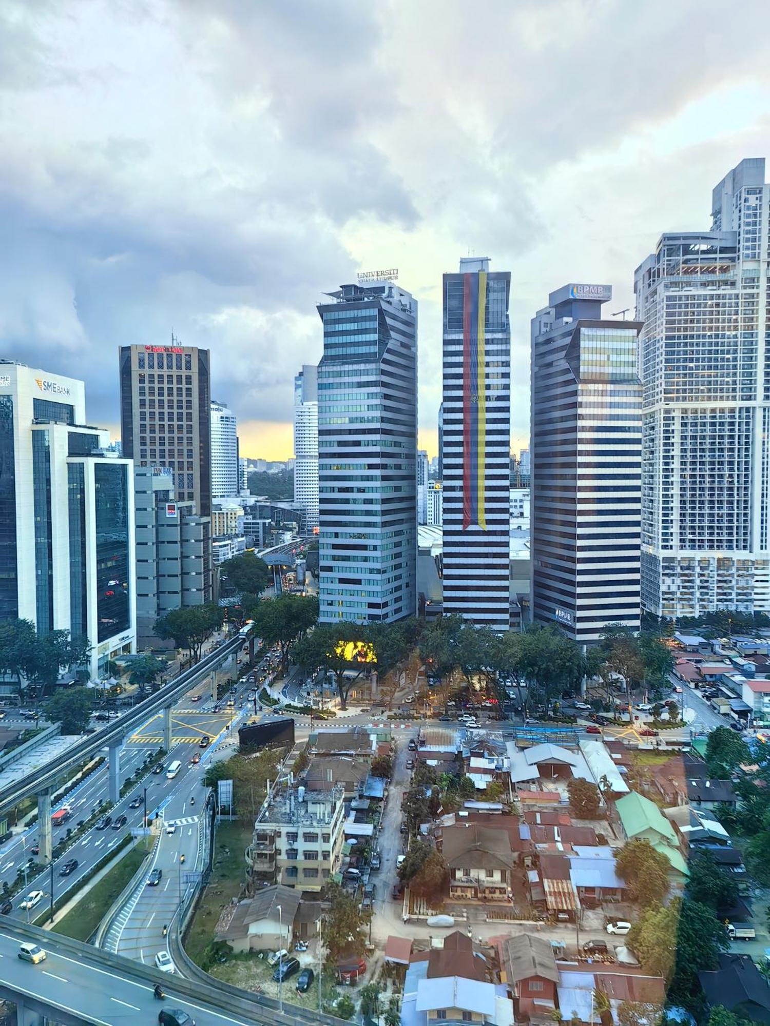 Апартаменты Platinum Klcc & Bukit Bintang Куала-Лумпур Экстерьер фото